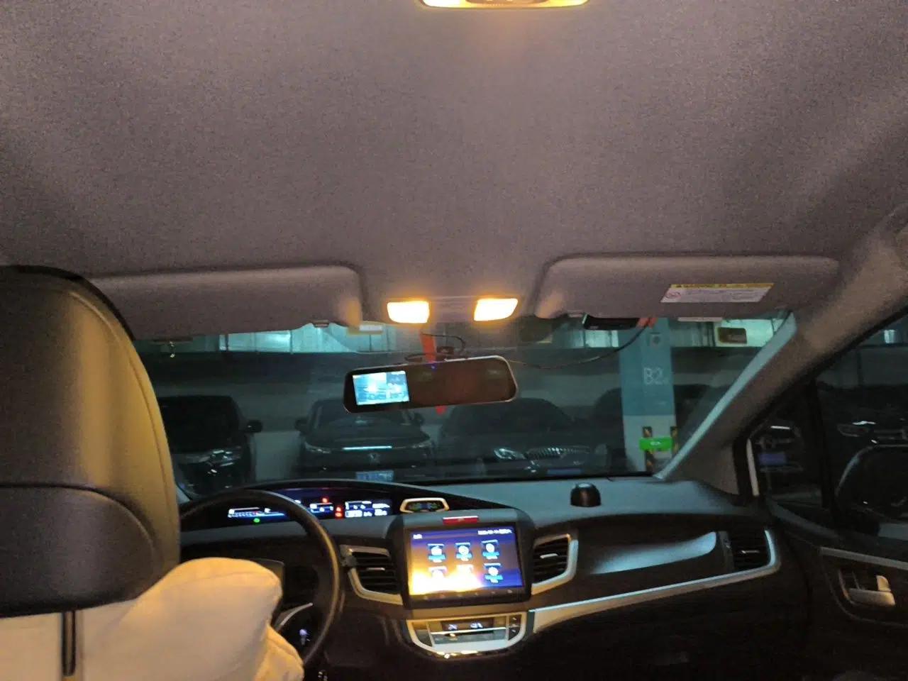 Honda Jade 2016 1.8L Automatic Comfort Version 5 Seats — миниатюра 18
