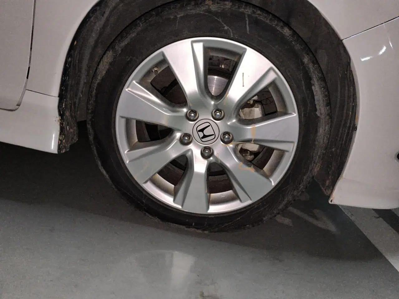 Honda Jade 2016 1.8L Automatic Comfort Version 5 Seats — миниатюра 8