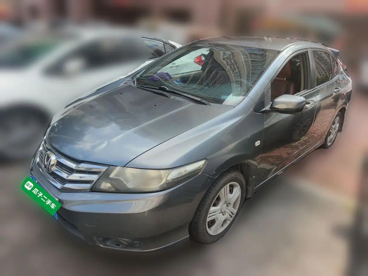 Honda City Classic 2012 1.5L manual Comfort version — миниатюра 1