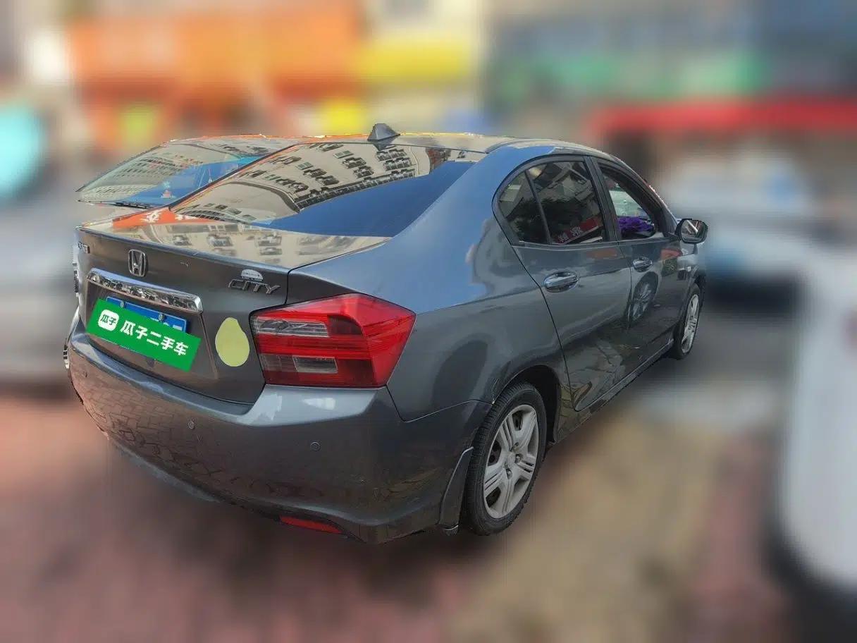 Honda City Classic 2012 1.5L manual Comfort version — миниатюра 6