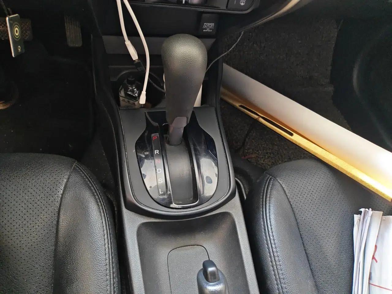 Honda City 2015 1.5L CVT Comfort Version — миниатюра 14