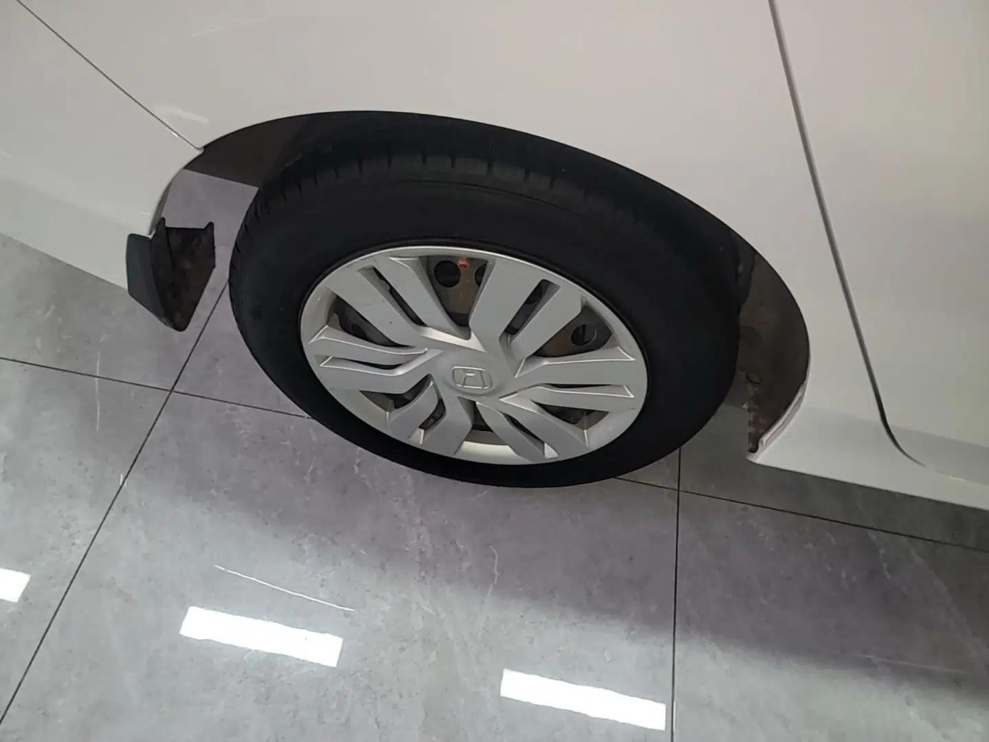 Honda City 2017 1.5L CVT Comfort Version — миниатюра 11