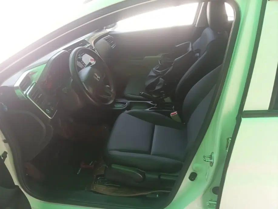 Honda City 2015 1.5L CVT Comfort Version — миниатюра 22