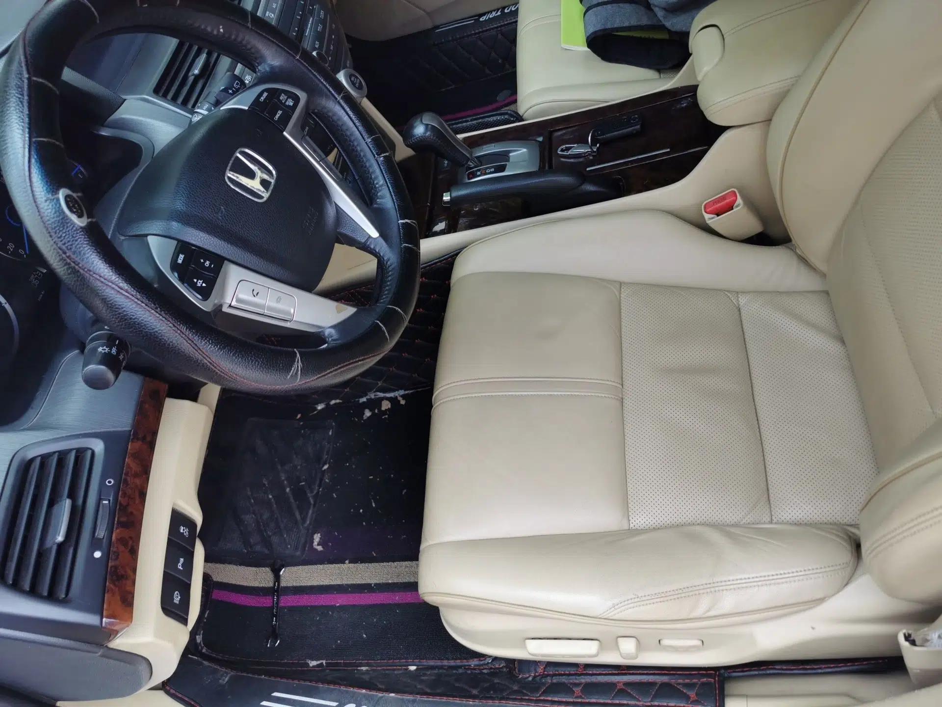 Honda Crosstour 2011 3.5L Prestige Edition — миниатюра 15