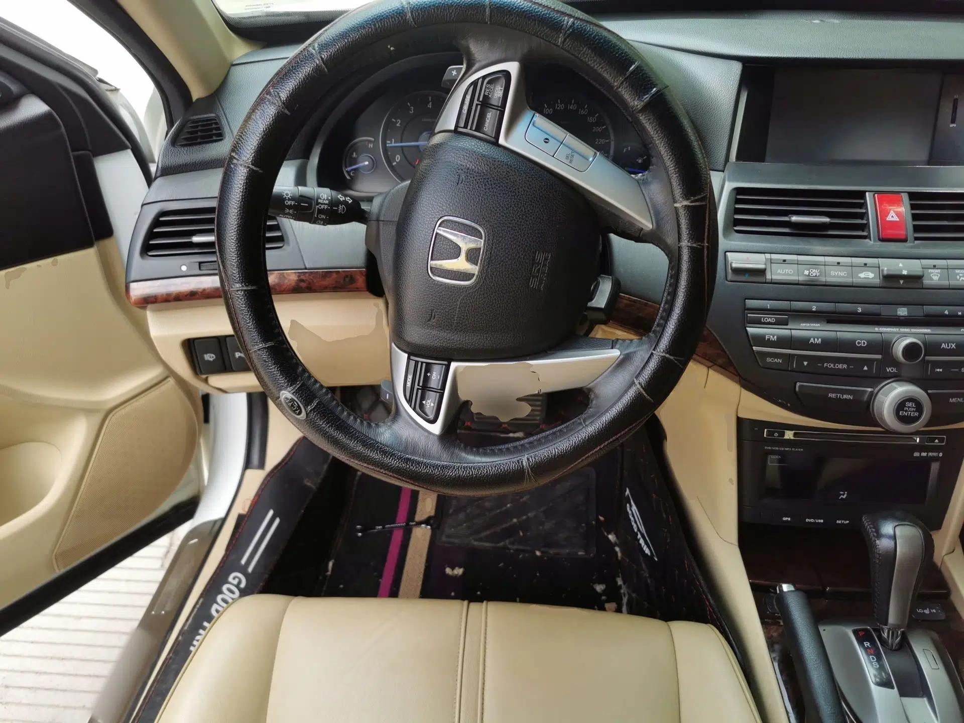 Honda Crosstour 2011 3.5L Prestige Edition — миниатюра 10