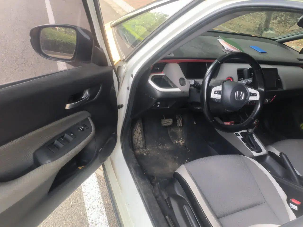 Honda LIFE 2021 1.5L CVT CRO-SS Fun Edition — миниатюра 19