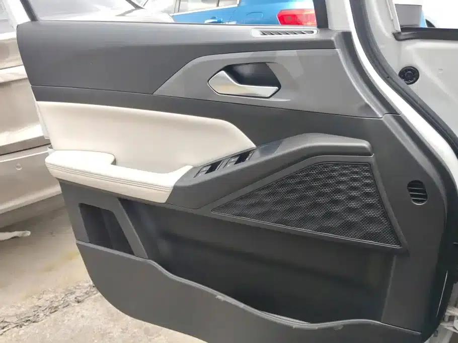 Geely Geometry E Firefly 2024 Model 301km/h Dragon Edition — миниатюра 7
