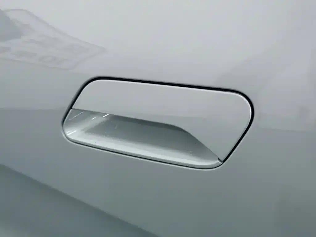 Geely Geometry E Firefly 2023 Model 320KM Cute Tiger 5-Seater — миниатюра 18