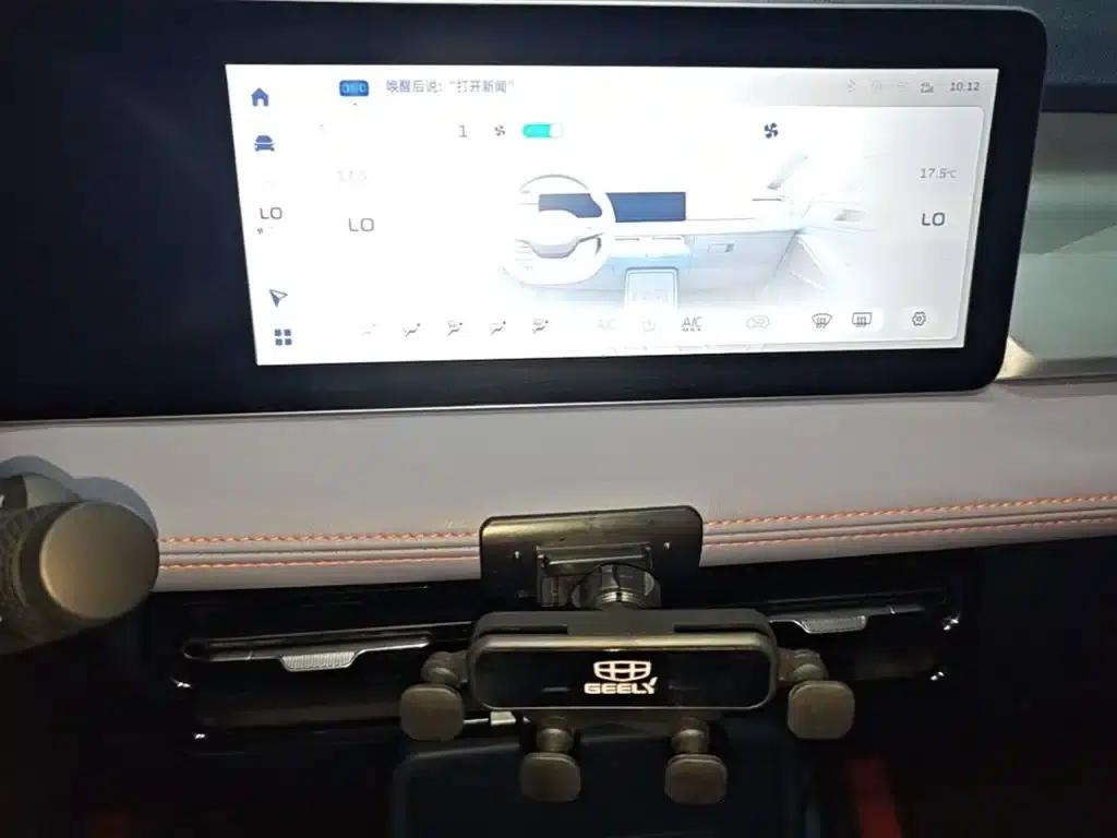 Geely Geometry E Firefly 2023 Model 401KM Linglong Tiger 5-Seater — миниатюра 13