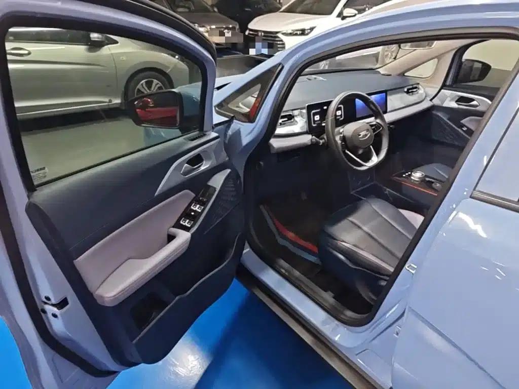 Geely Geometry E Firefly 2023 Model 401KM Linglong Tiger 5-Seater — миниатюра 16