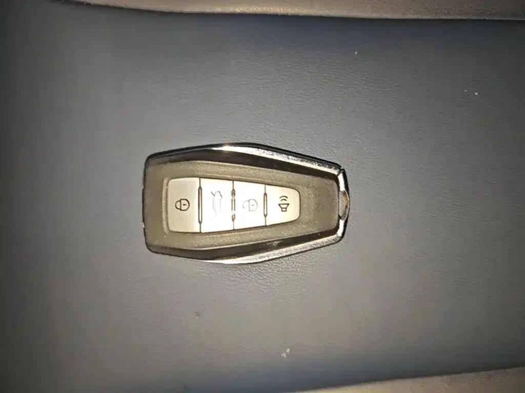 Geely Geometry E Firefly 2023 Model 401KM Linglong Tiger 5-Seater — миниатюра 9