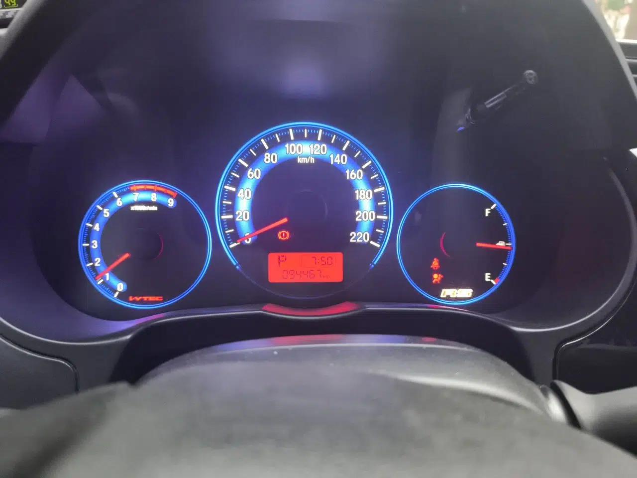 Honda Greiz 2016 1.5L CVT Classic Edition — миниатюра 11