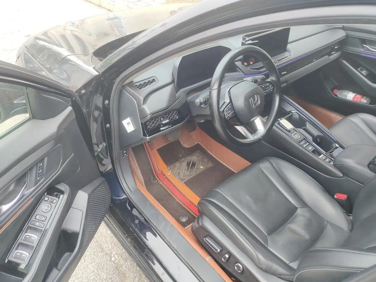 Honda Accord New Energy 2023 2.0L ePHEV Prestige Edition — миниатюра 16