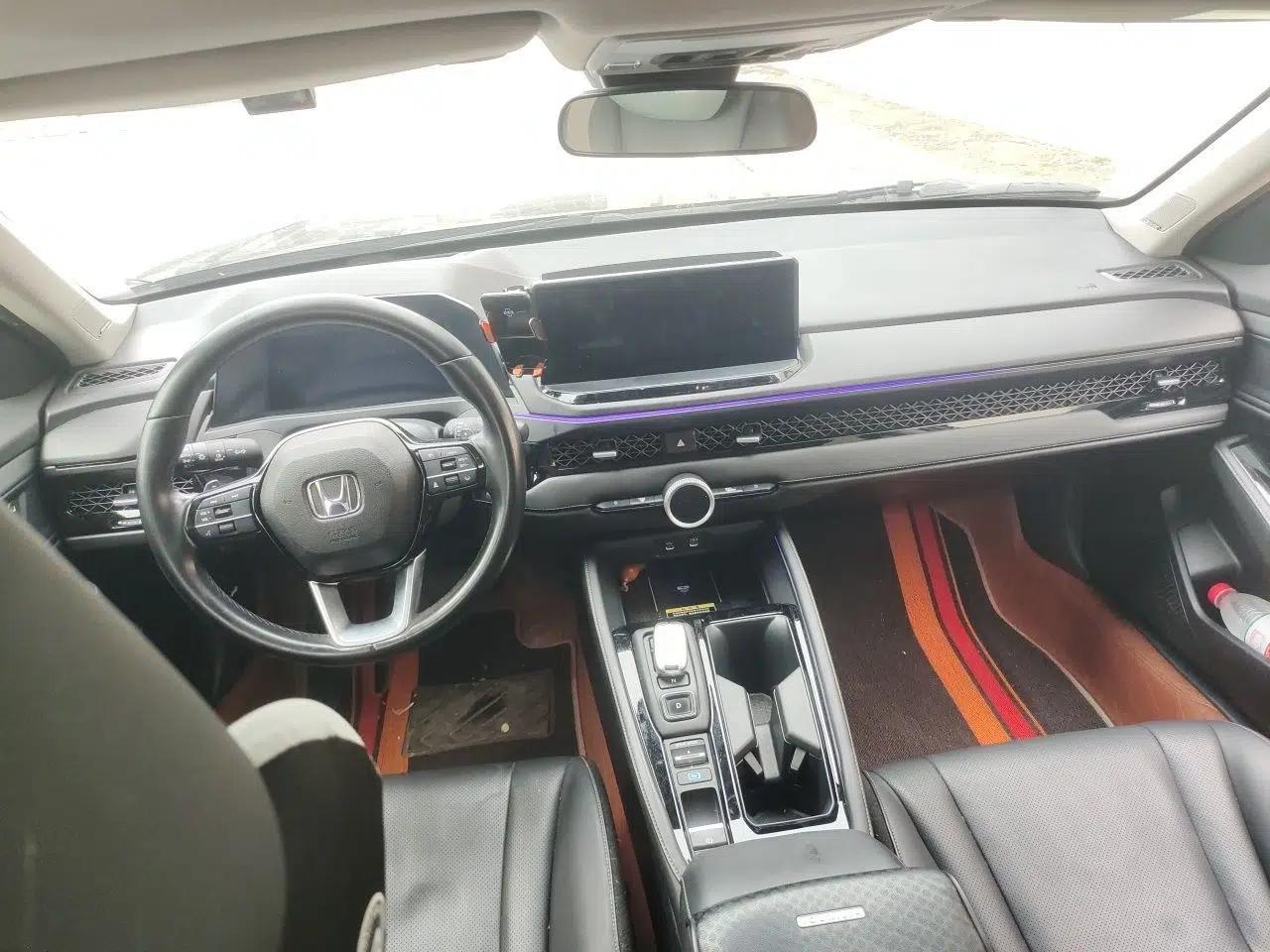 Honda Accord New Energy 2023 2.0L ePHEV Prestige Edition — миниатюра 9