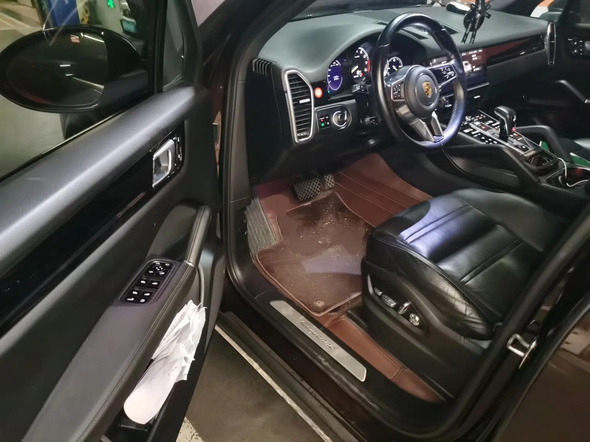 Porsche Cayenne E-Hybrid 2021 Cayenne E-Hybrid 2.0T — миниатюра 16