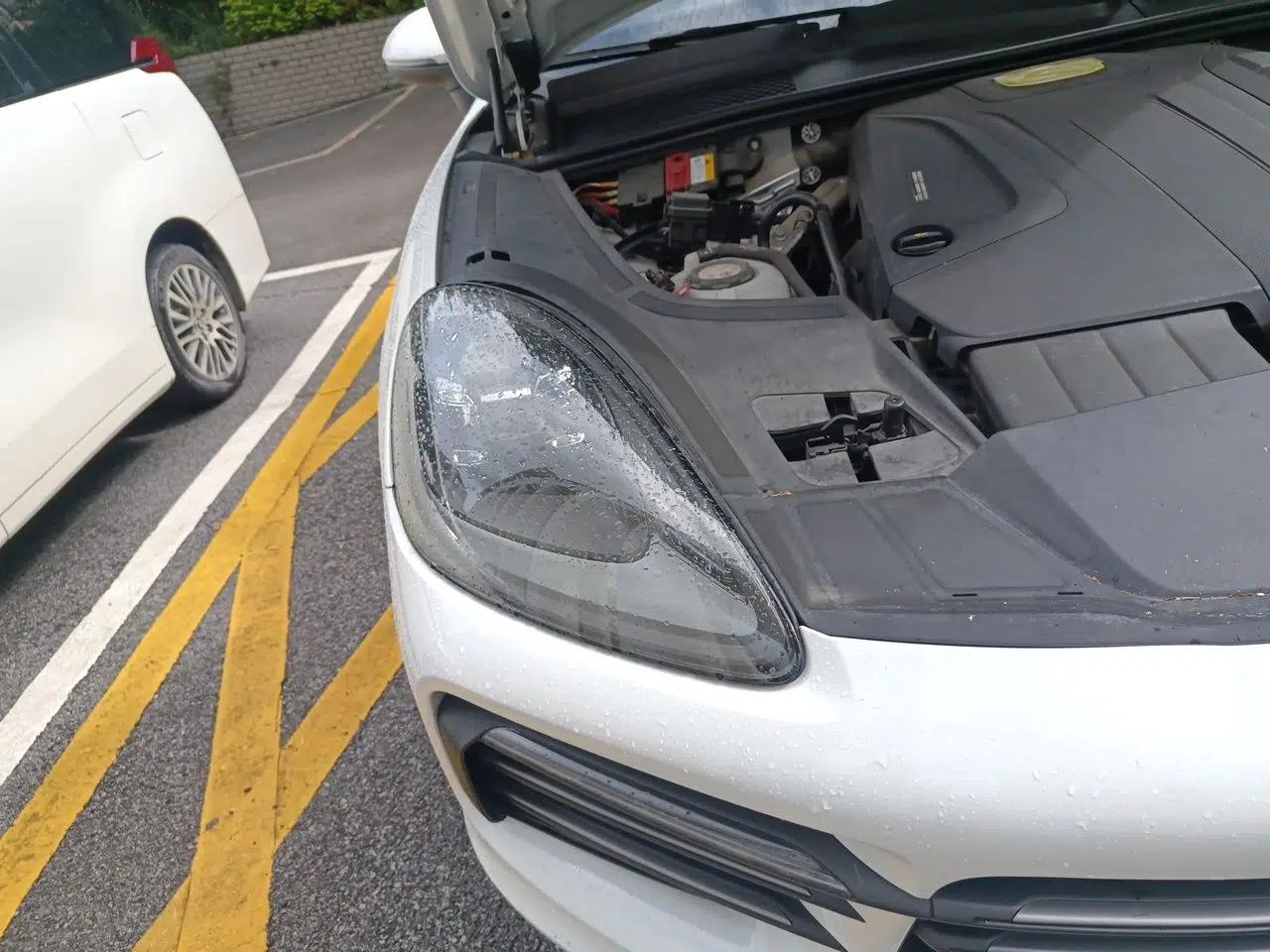 Porsche Cayenne E-Hybrid 2023 Cayenne E-Hybrid 2.0T Platinum Edition — миниатюра 7