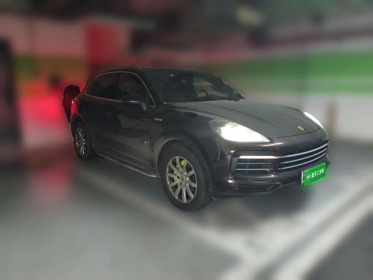 Porsche Cayenne E-Hybrid 2019 Cayenne E-Hybrid 2.0T — миниатюра 3