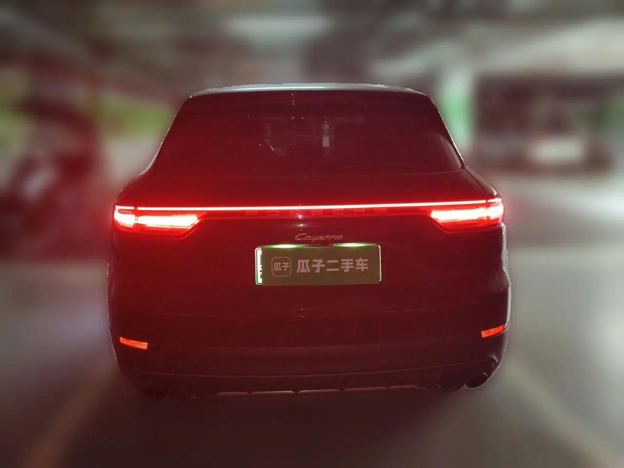 Porsche Cayenne E-Hybrid 2019 Cayenne E-Hybrid 2.0T — миниатюра 5