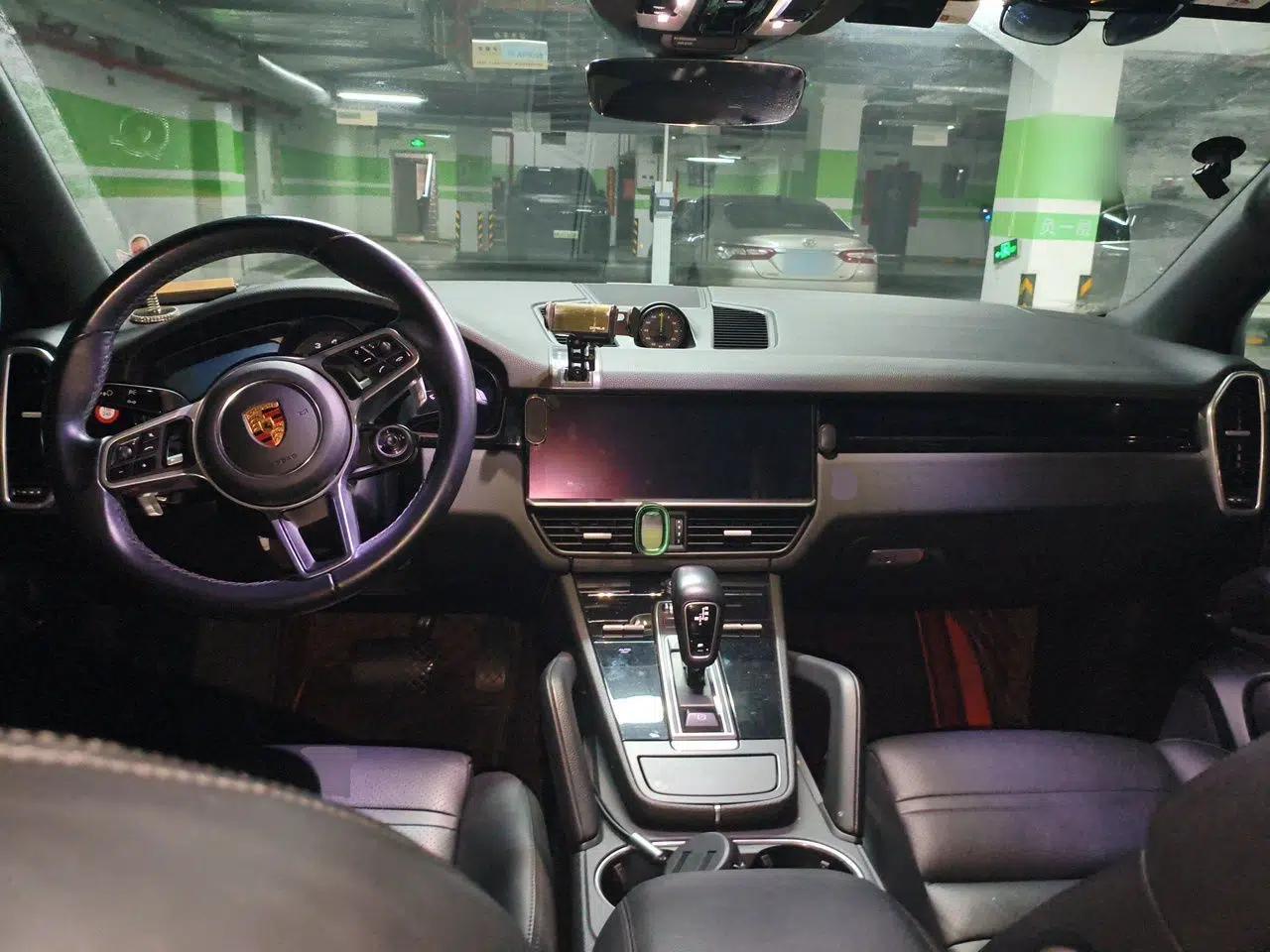 Porsche Cayenne E-Hybrid 2019 Cayenne E-Hybrid 2.0T — миниатюра 9