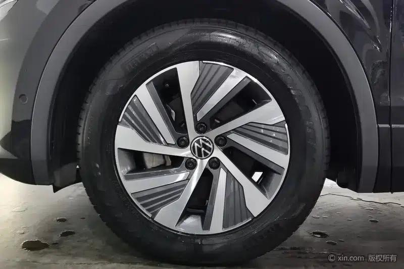 Tiguan L PHEV 2021 1.4T Plug-in Hybrid Flagship Edition — миниатюра 8