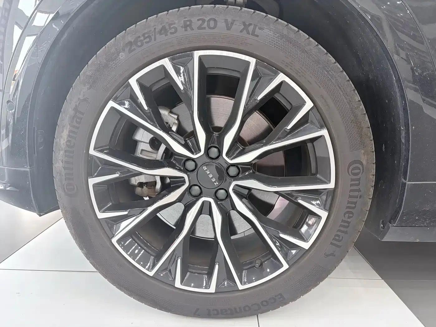 Jike 7X 2025 75kWh Rear-Wheel Drive Intelligent Driving Edition — миниатюра 18