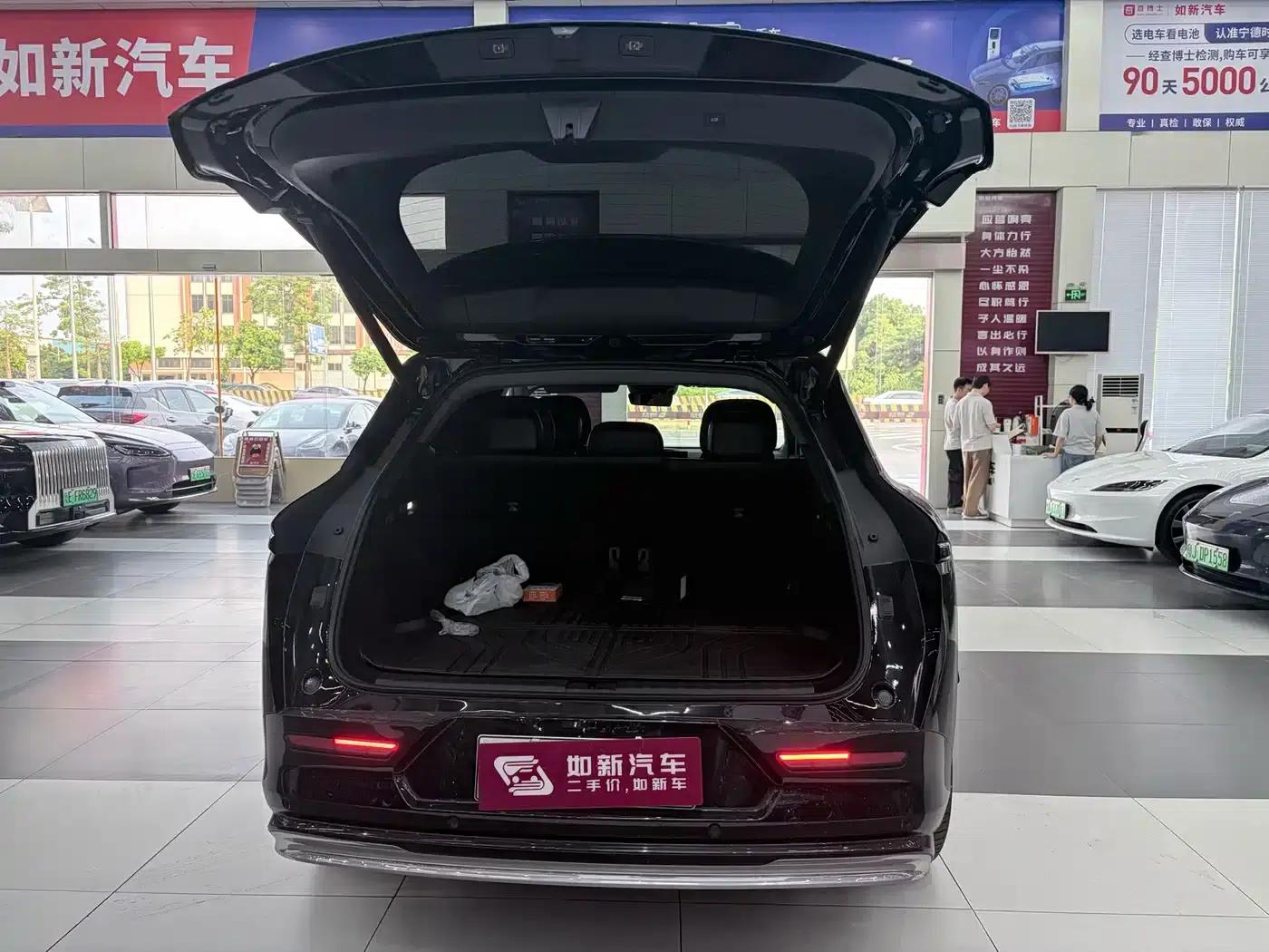 Jike 7X 2025 75kWh Rear-Wheel Drive Intelligent Driving Edition — миниатюра 6