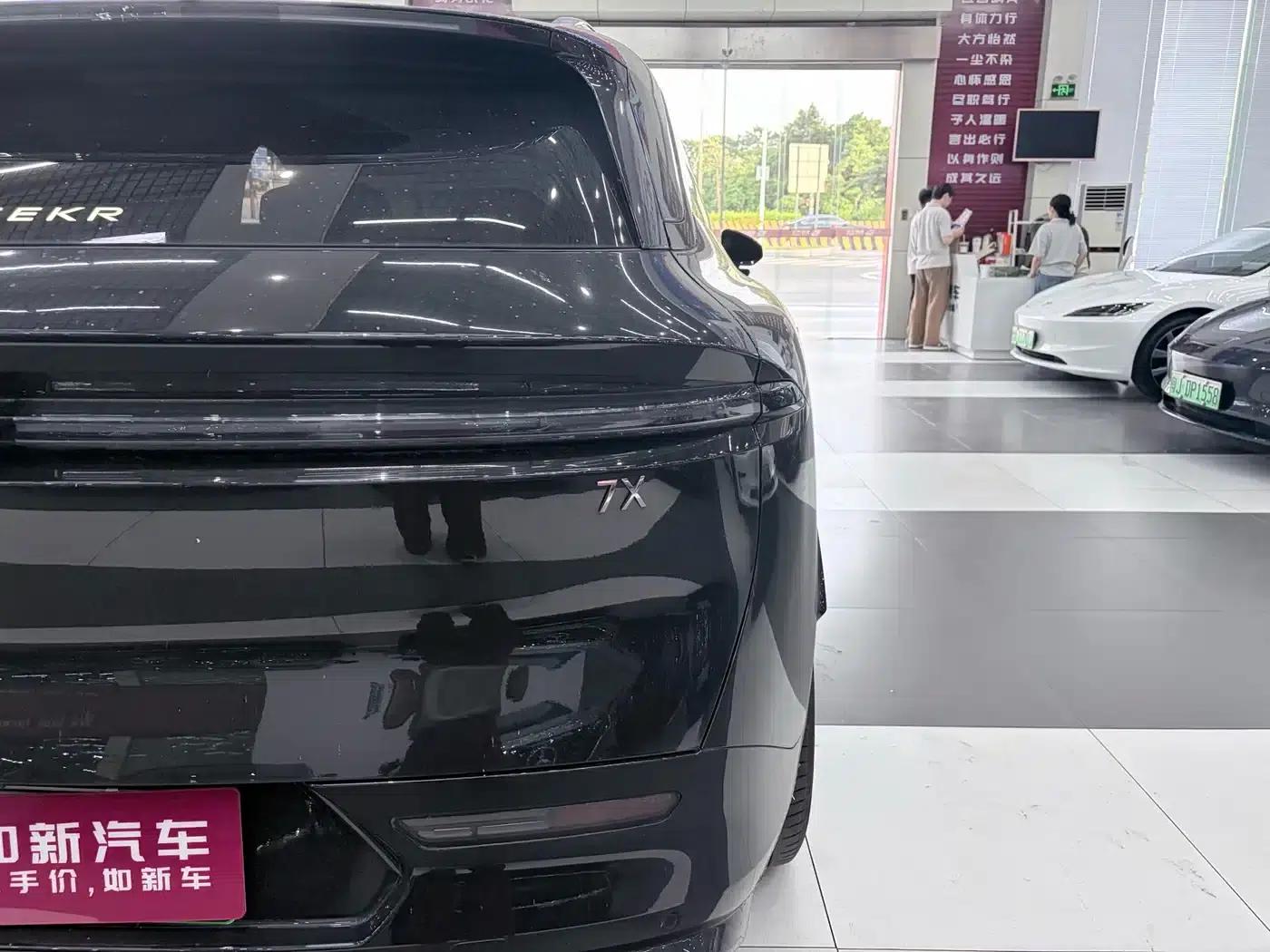 Jike 7X 2025 75kWh Rear-Wheel Drive Intelligent Driving Edition — миниатюра 8