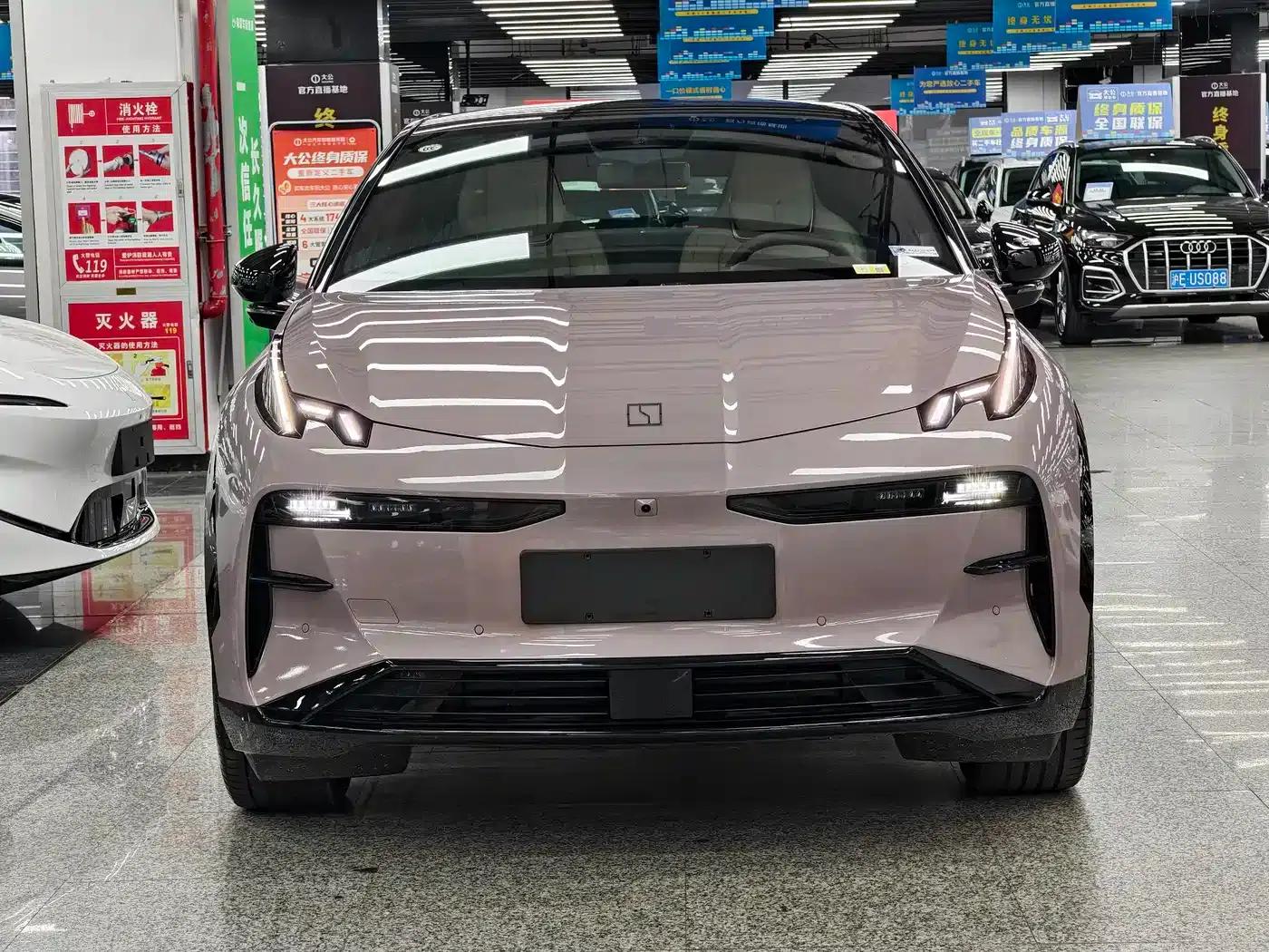 Extreme Krypton X 2025 Four-Seat Rear-Wheel Drive Cube Edition — миниатюра 2