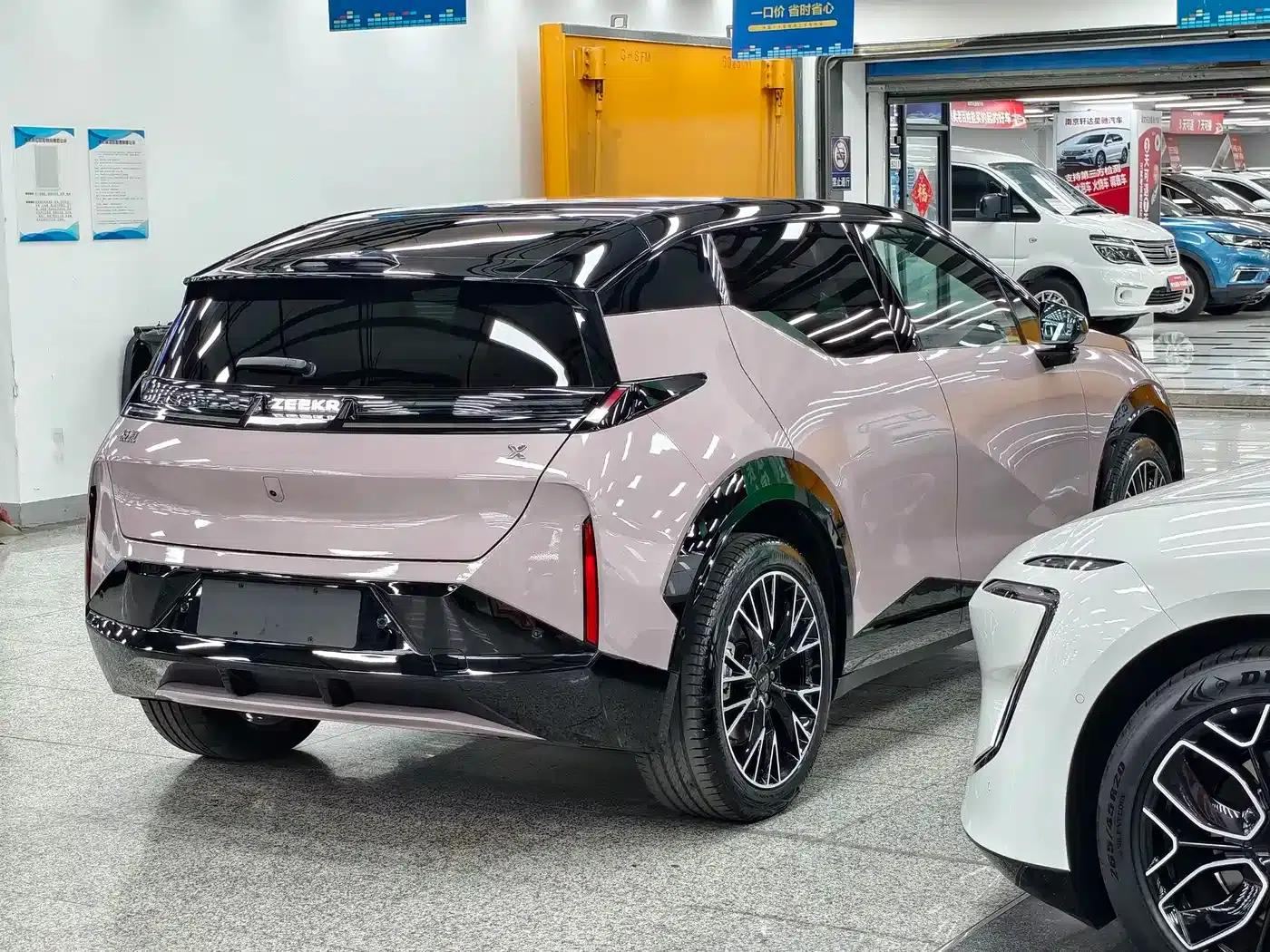 Extreme Krypton X 2025 Four-Seat Rear-Wheel Drive Cube Edition — миниатюра 7