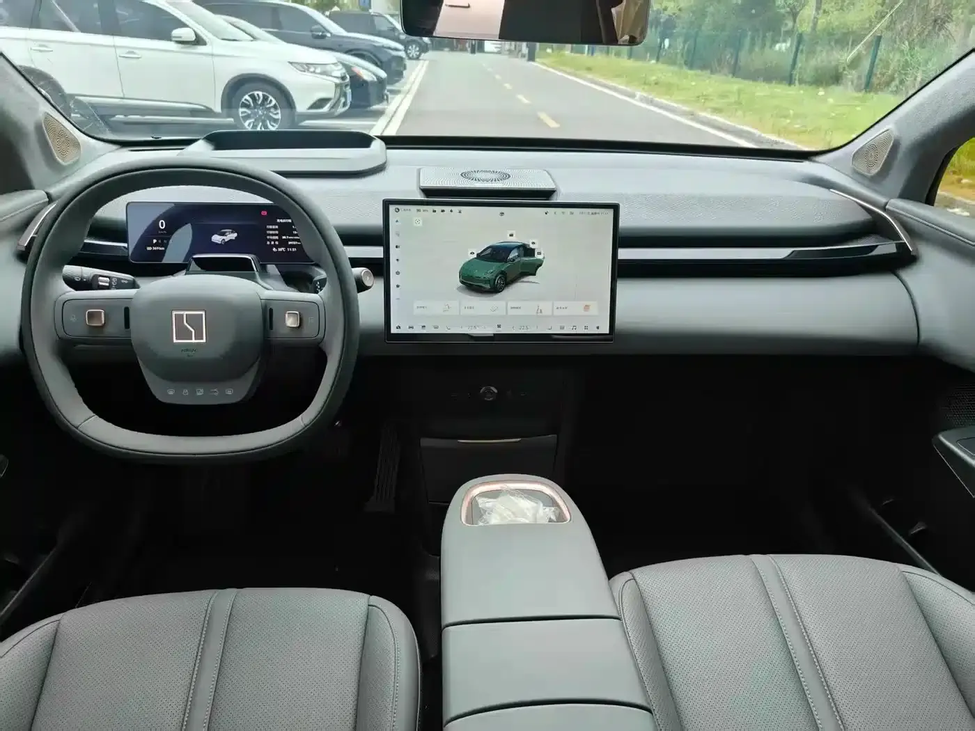 Jike X 2025 Five-Seat Long-Range Version — миниатюра 4