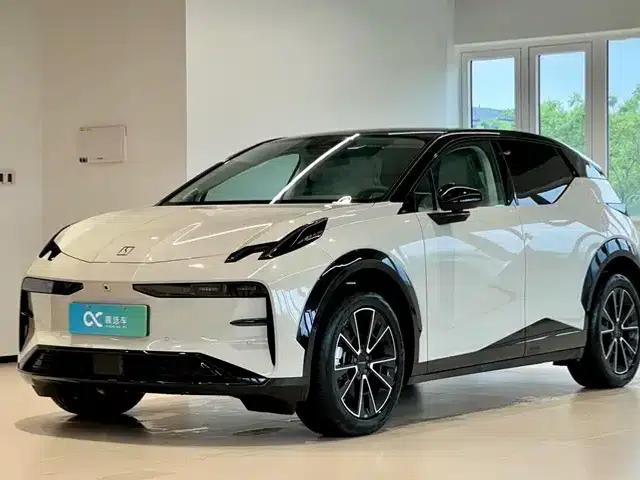 Extreme Krypton X 2025 Four-Seat Rear-Wheel Drive Cube Edition