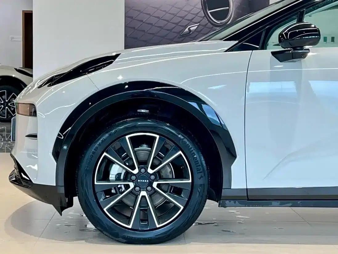 Jike X 2025 Five-Seat Long-Range Version — миниатюра 4