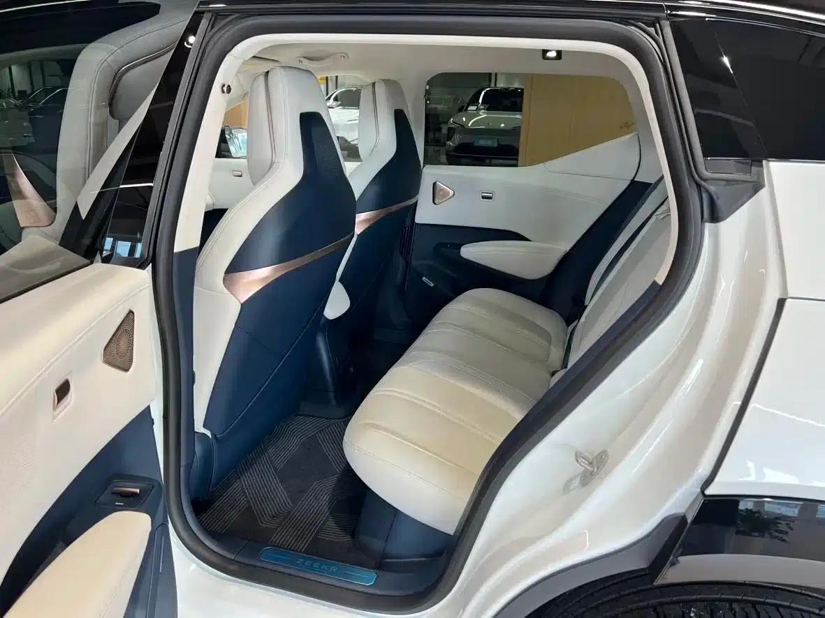 Jike X 2025 Five-Seat Long-Range Version — миниатюра 10