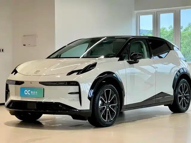 Jike X 2025 Five-Seat Long-Range Version