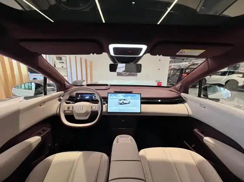 Jike X 2025 Five-Seat Long-Range Version — миниатюра 13