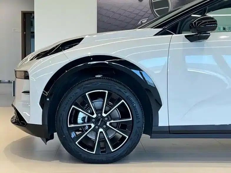 Jike X 2025 Five-Seat Long-Range Version — миниатюра 4