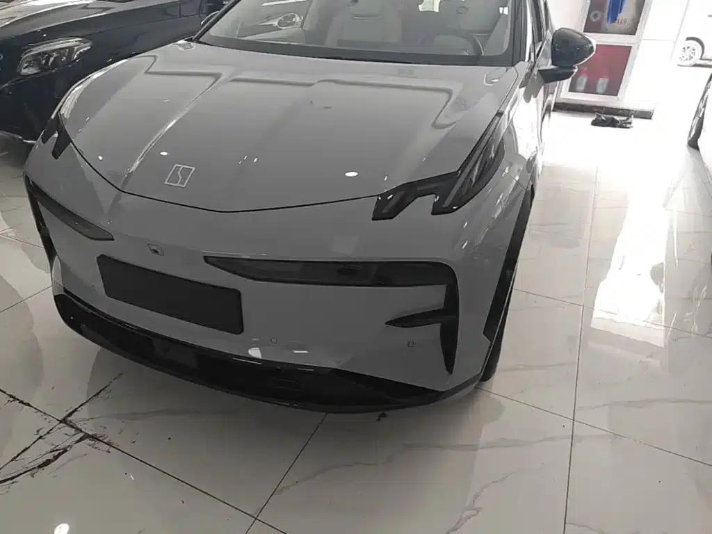 Extreme Krypton X 2023 All-Wheel Drive YOU Edition 5-Seater — миниатюра 24
