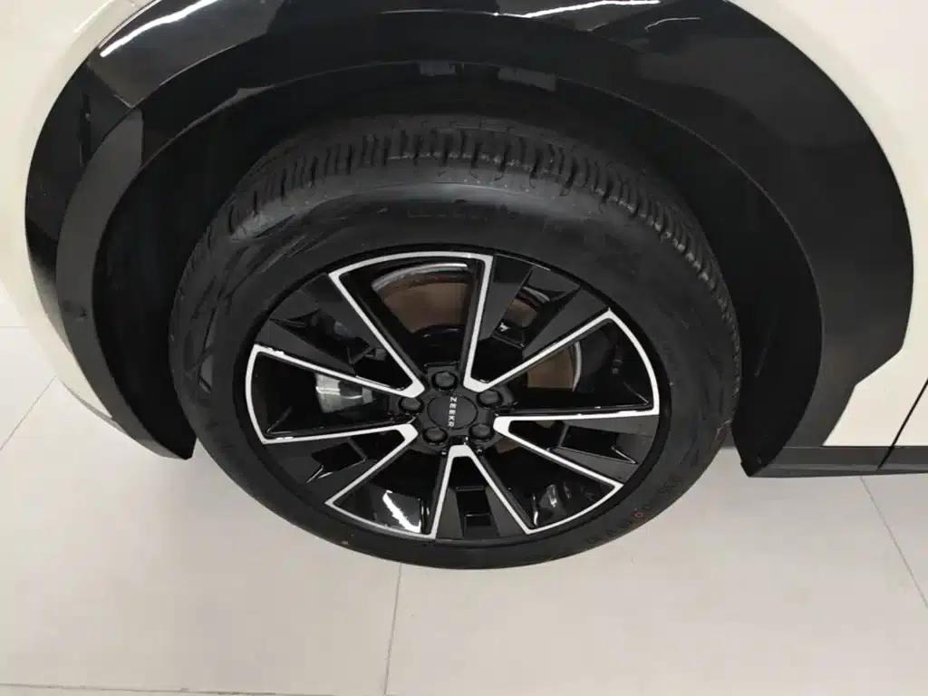 Extreme Krypton X 2025 Four-Seat Rear-Wheel Drive Cube Edition — миниатюра 23