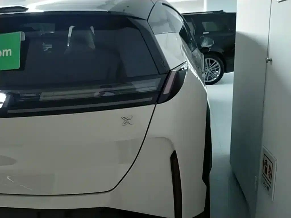 Extreme Krypton X 2025 Four-Seat Rear-Wheel Drive Cube Edition — миниатюра 8