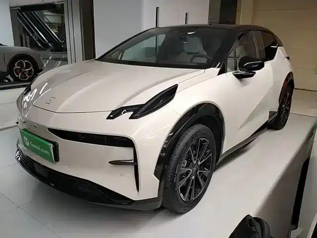 Extreme Krypton X 2025 Four-Seat Rear-Wheel Drive Cube Edition