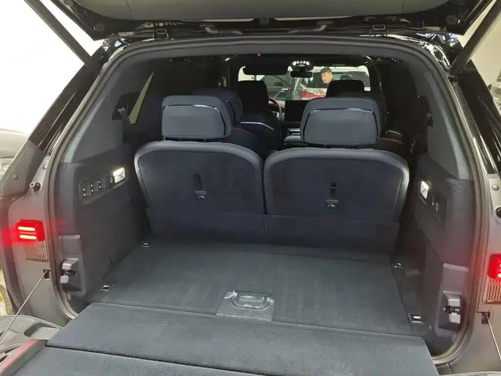 Extreme Krypton 9X 2025 Obsidian Black Edition 70kWh — миниатюра 8