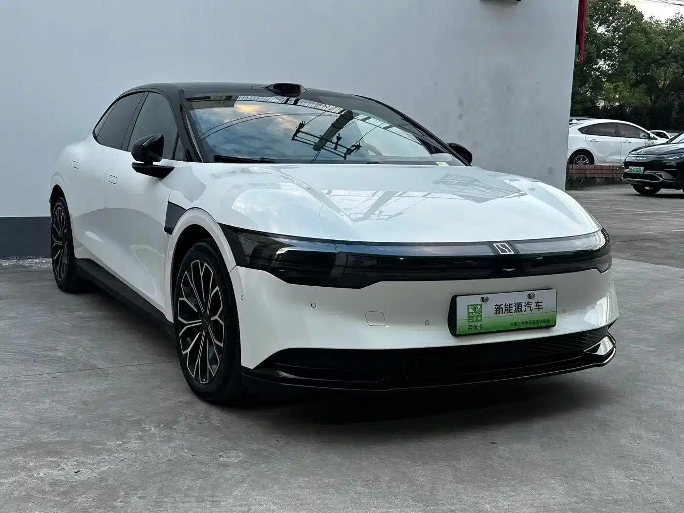 Jike 007 2025 Long Range Rear-Wheel Drive Intelligent Driving Edition 100kWh — миниатюра 3