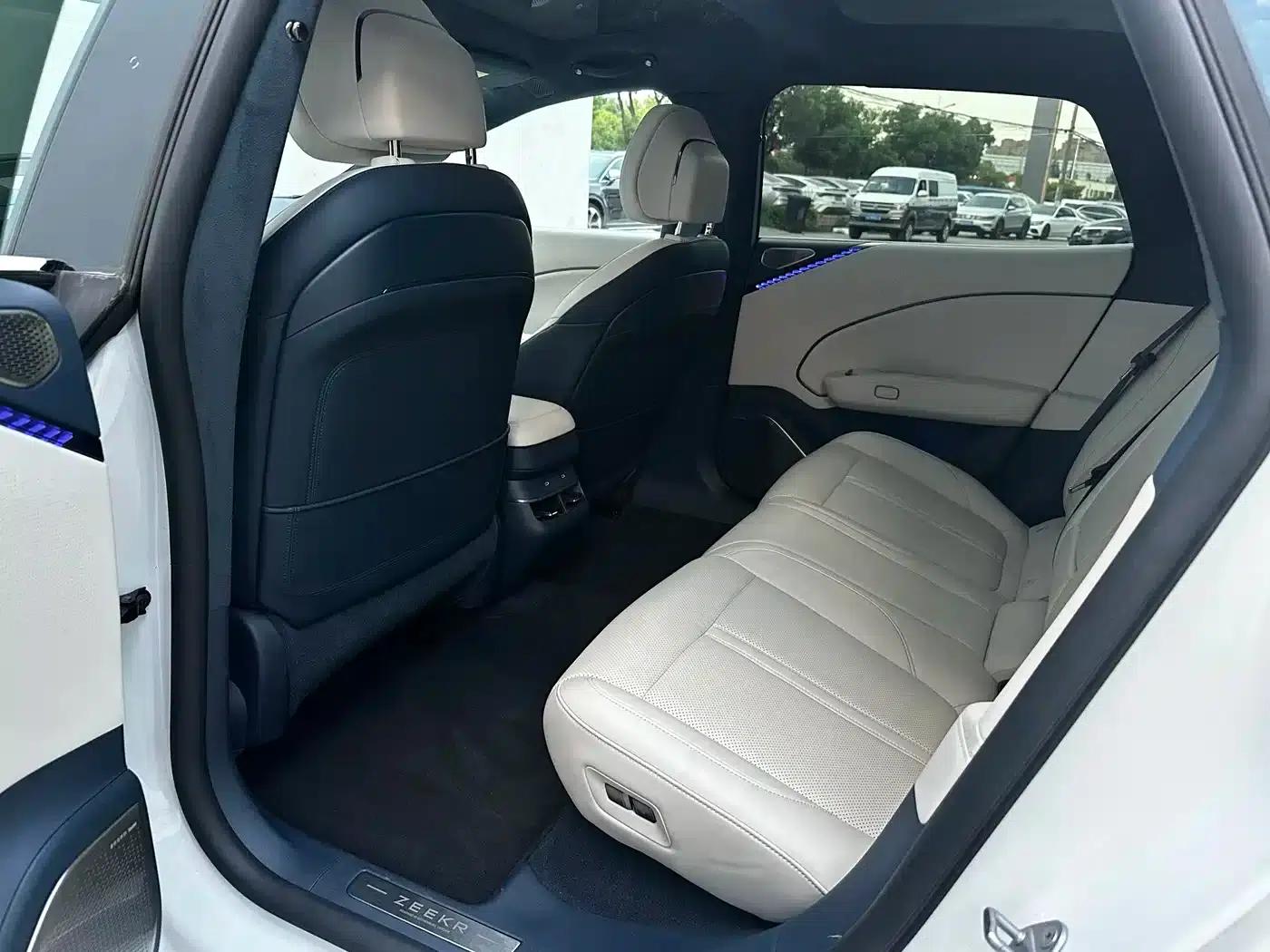 Jike 007 2025 Long Range Rear-Wheel Drive Intelligent Driving Edition 100kWh — миниатюра 6