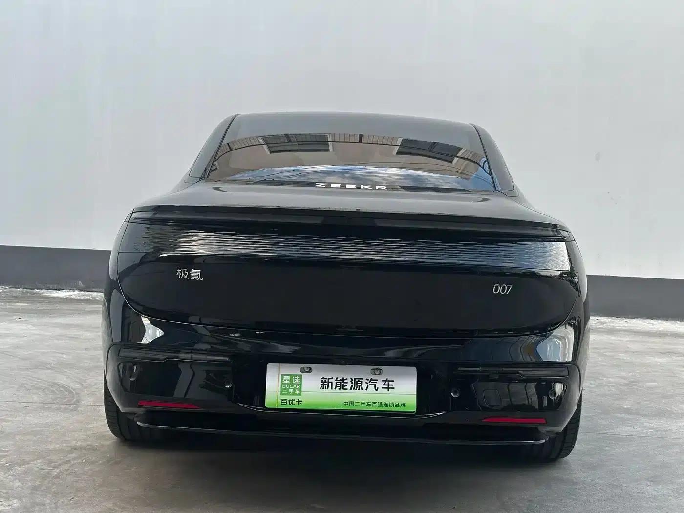 Jike 007 2025 Long Range Rear-Wheel Drive Intelligent Driving Edition 100kWh — миниатюра 8