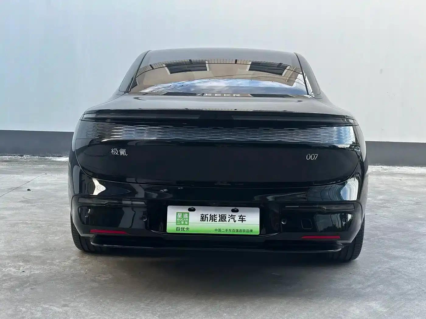 Jike 007 2025 Long Range Rear-Wheel Drive Intelligent Driving Edition 100kWh — миниатюра 8