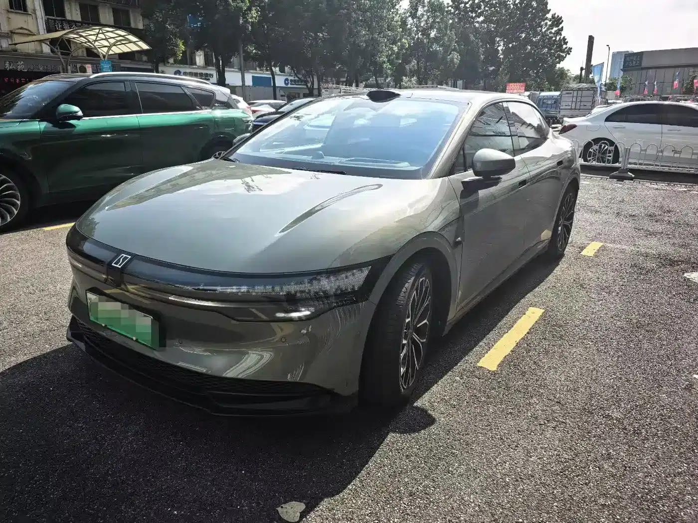 Jike 007 2025 Long Range Rear-Wheel Drive Intelligent Driving Edition 100kWh — миниатюра 1