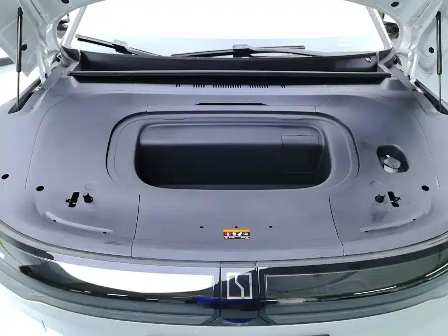 Extreme Krypton 007 2025 All-Wheel Drive Intelligent Driving Edition 75kWh — миниатюра 10