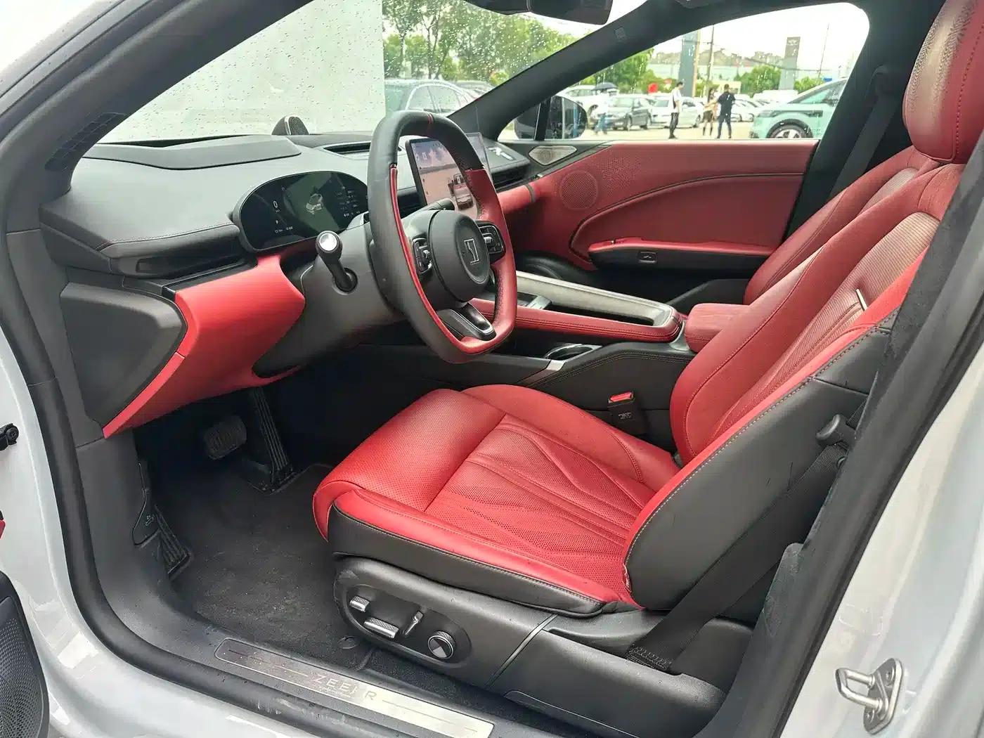 Extreme Krypton 007GT 2025 All-Wheel Drive Intelligent Driving Edition 75kWh — миниатюра 4