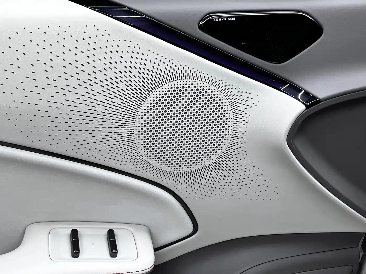 Extreme Krypton 007GT 2025 All-Wheel Drive Intelligent Driving Edition 75kWh — миниатюра 2