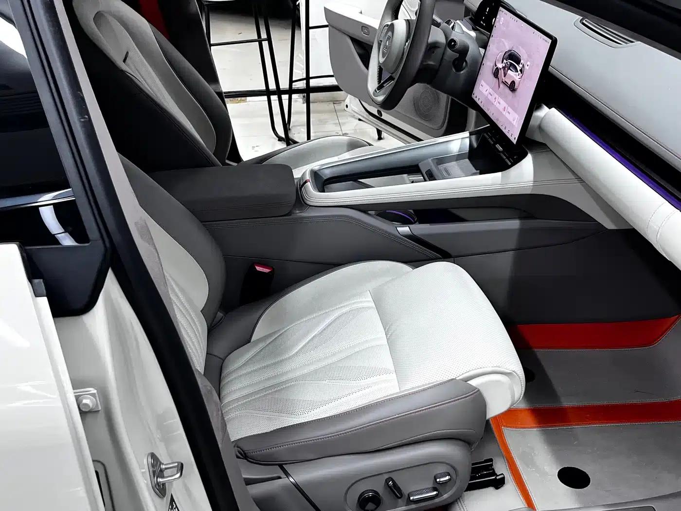 Extreme Krypton 007GT 2025 All-Wheel Drive Intelligent Driving Edition 75kWh — миниатюра 4